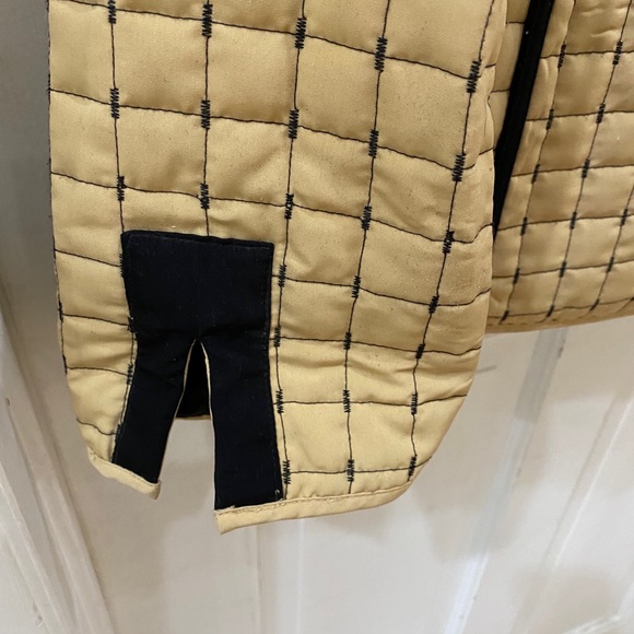 Tan/black quilted reversible jacket, size medium - Picture 6 of 8